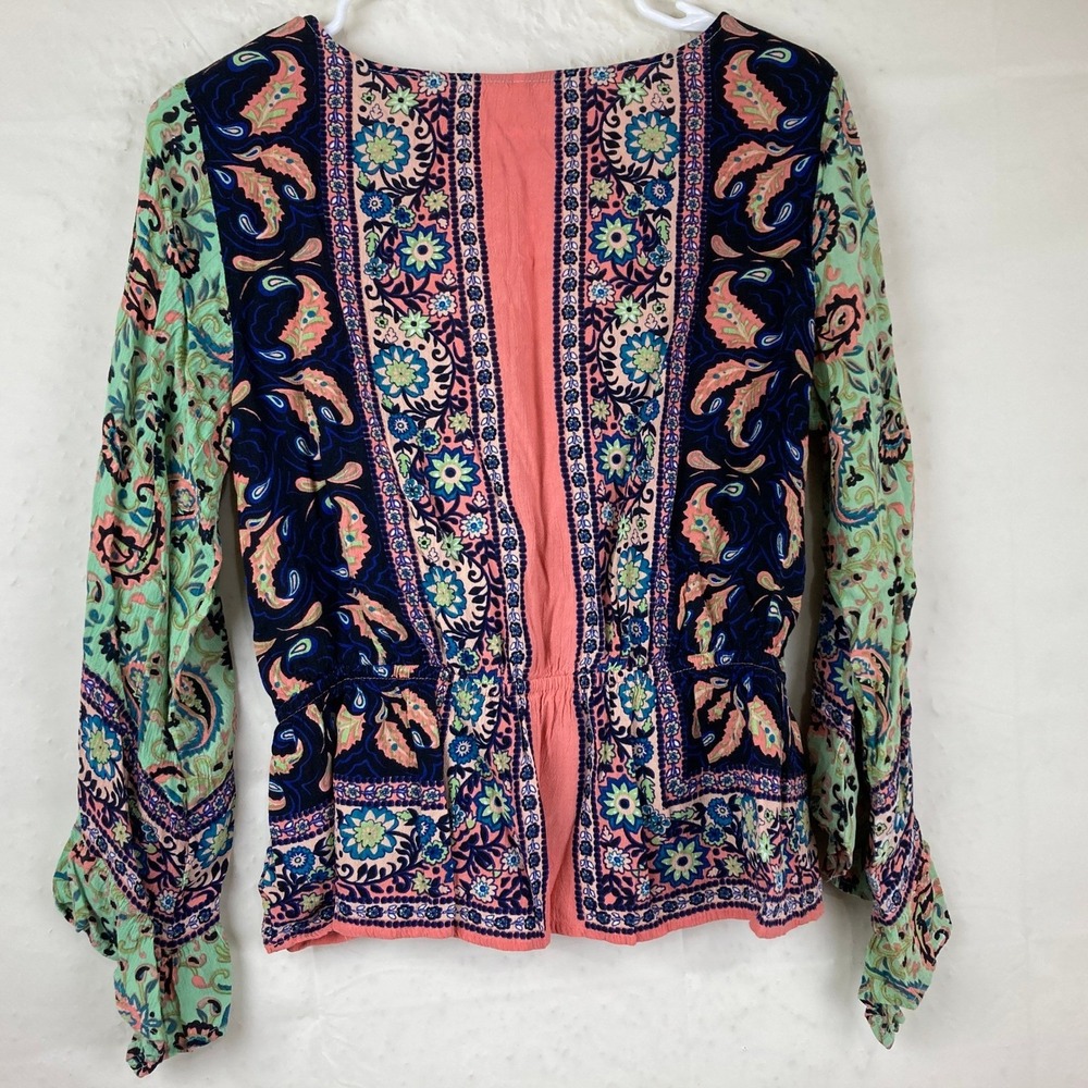 Free People Sz M Multicolor Floral Paisley Bell Sleeve Top Blouse Boho Festival - Picture 6 of 7